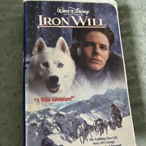 Walt Disneys Iron Will VHS Movie Adventure Drama 1994 Clamshell